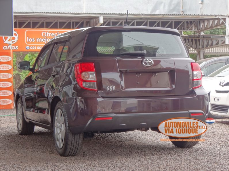 
								TOYOTA NEW IST AÑO 2008 full									