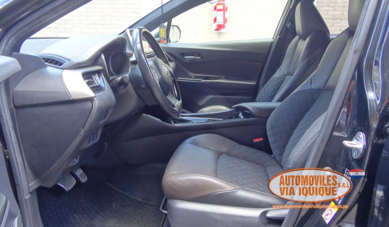 
								TOYOTA C-HR AÑO 2017 full									