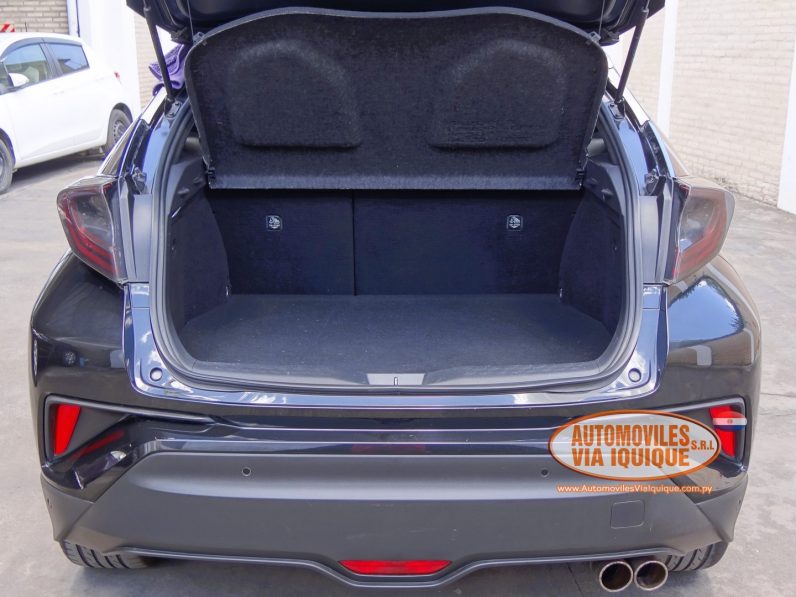 
								TOYOTA C-HR AÑO 2017 full									