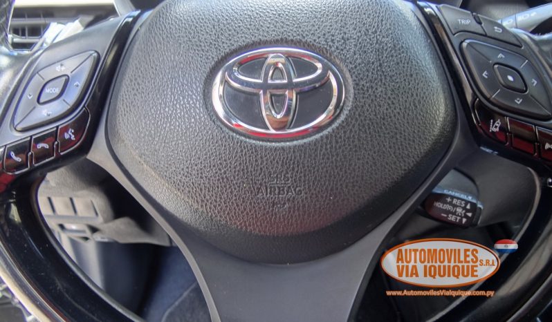 
								TOYOTA C-HR AÑO 2017 full									