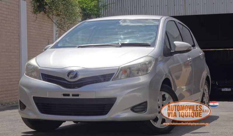 
								TOYOTA NEW VITZ AÑO 2013 full									