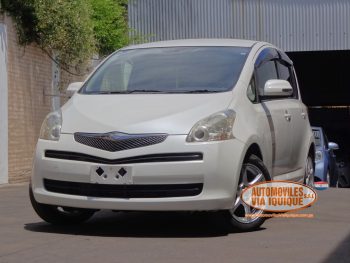 TOYOTA RACTIS AÑO 2010