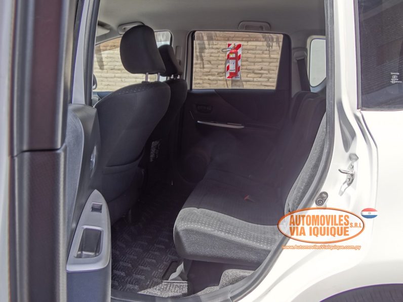 
								TOYOTA RACTIS AÑO 2010 full									