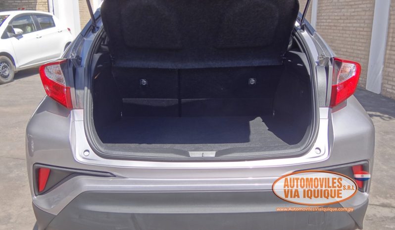 
								TOYOTA C-HR AÑO 2018 full									