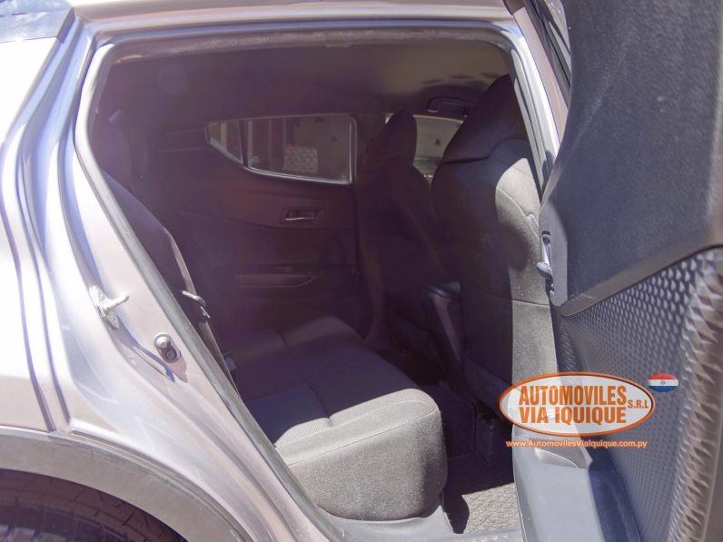 
								TOYOTA C-HR AÑO 2018 full									