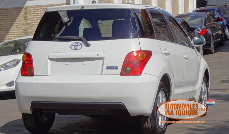 
								TOYOTA IST AÑO 2004 full									