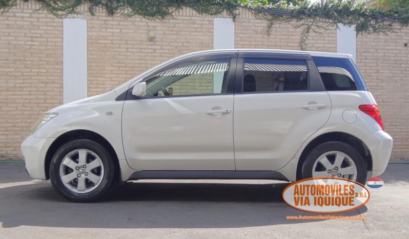 
								TOYOTA IST AÑO 2004 full									