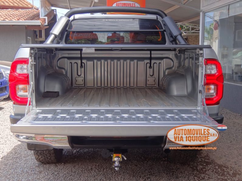 
								TOYOTA HILUX SRV AÑO 2019 full									