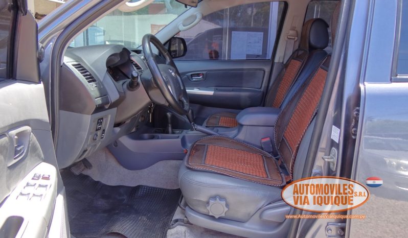 
								TOYOTA HILUX AÑO 2012 full									