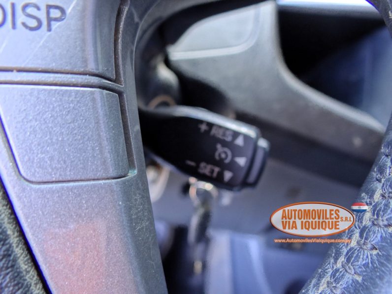 
								TOYOTA HILUX AÑO 2012 full									