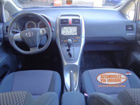 TOYOTA AURIS AÑO 2010