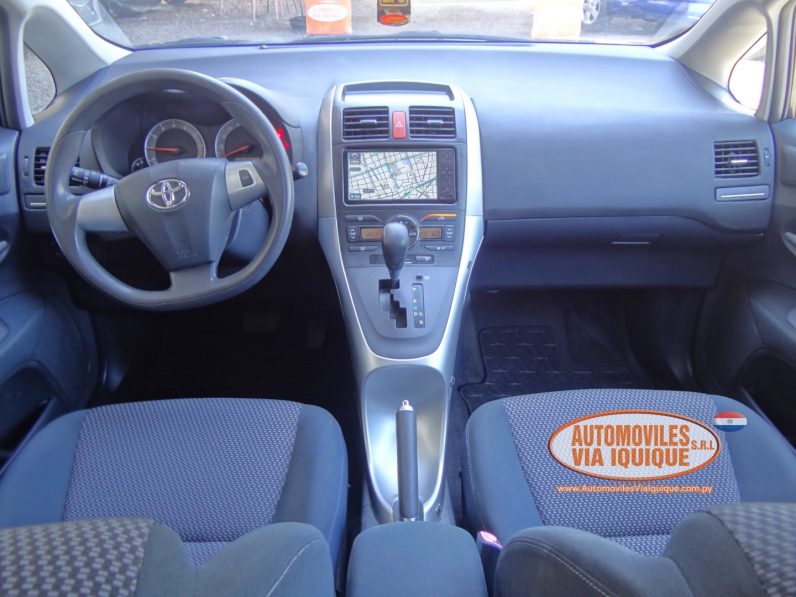 
								TOYOTA AURIS AÑO 2010 full									