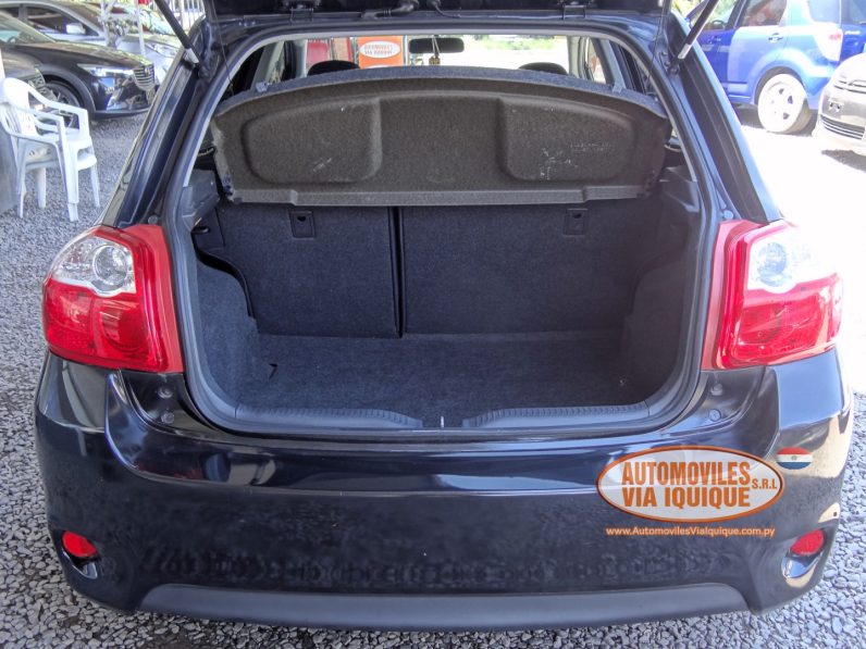 
								TOYOTA AURIS AÑO 2010 full									