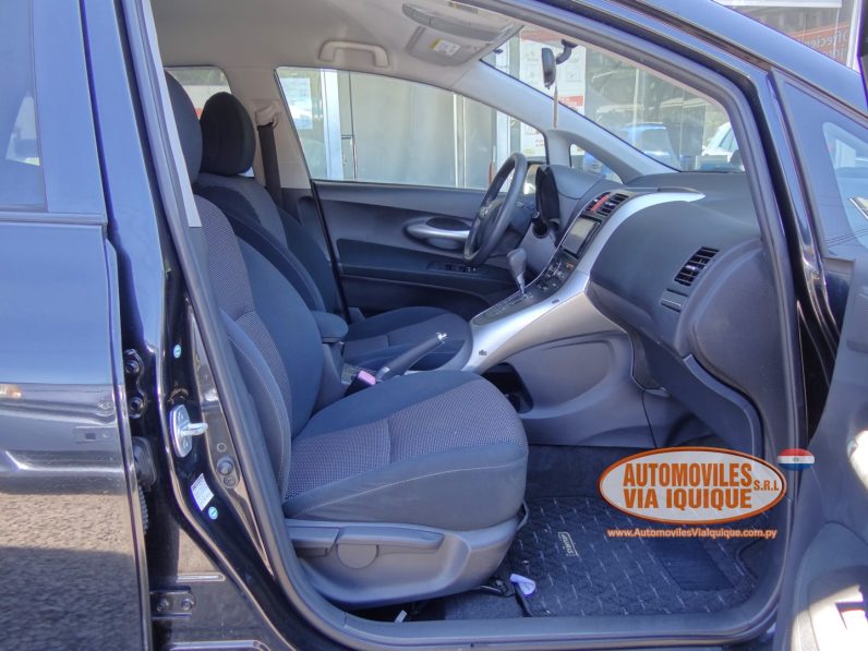
								TOYOTA AURIS AÑO 2010 full									