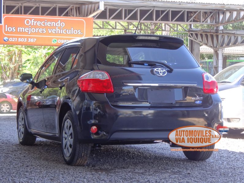 
								TOYOTA AURIS AÑO 2010 full									