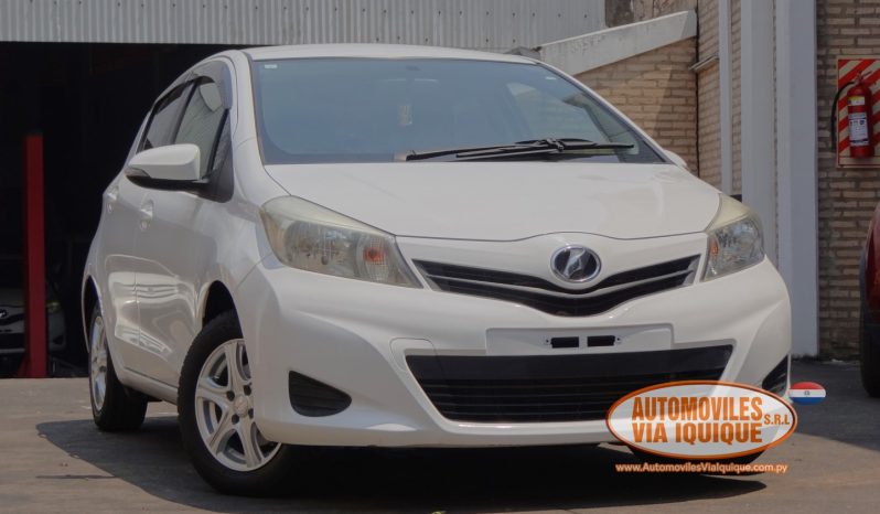 
								TOYOTA NEW VITZ AÑO 2013 full									