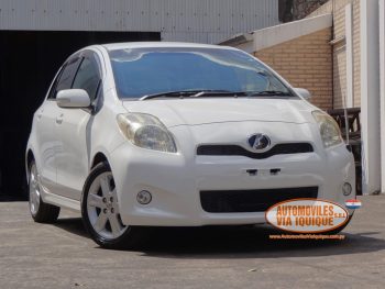 TOYOTA NEW VITZ RS AÑO 2010