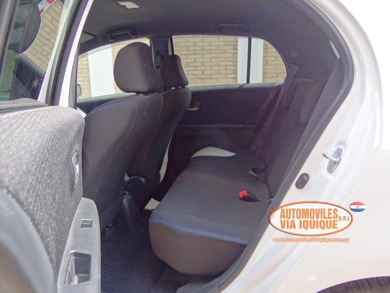 
								TOYOTA NEW VITZ RS AÑO 2010 full									