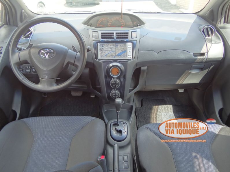 
								TOYOTA NEW VITZ RS AÑO 2010 full									