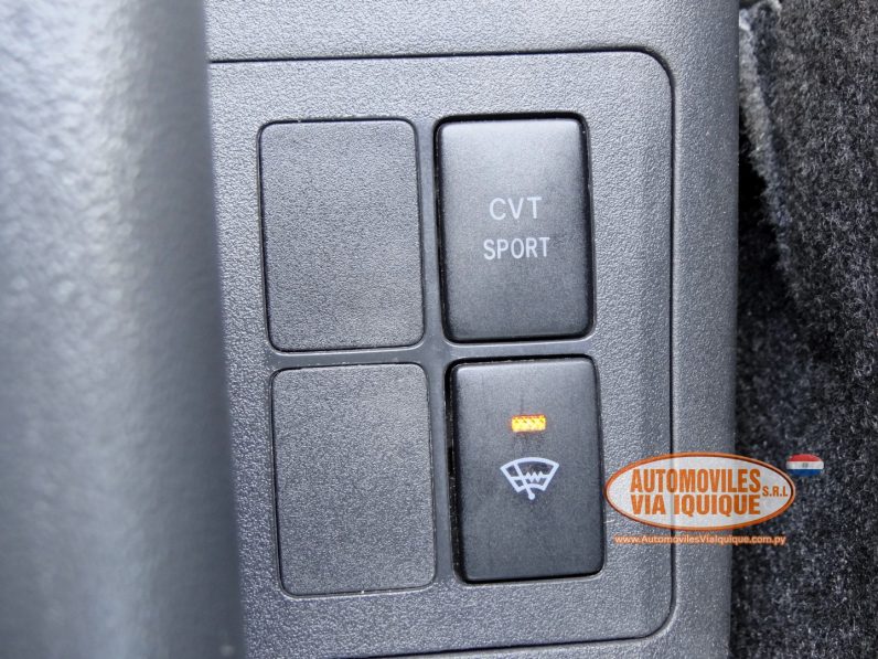 
								TOYOTA NEW VITZ RS AÑO 2010 full									