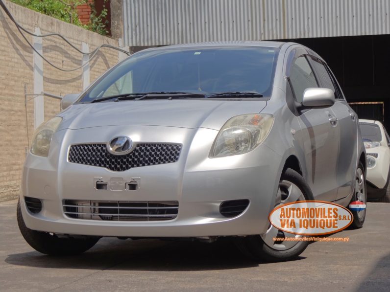 
								TOYOTA NEW VITZ AÑO 2006 full									