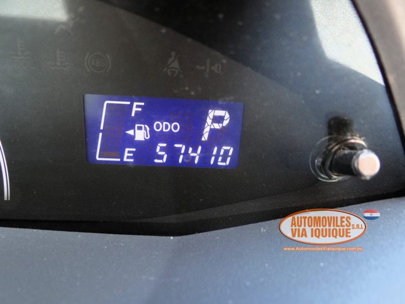 
								TOYOTA NEW VITZ AÑO 2006 full									