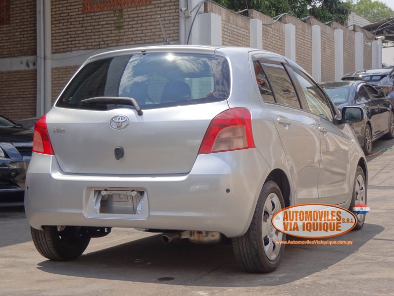 
								TOYOTA NEW VITZ AÑO 2006 full									