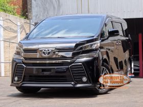 TOYOTA VELLFIRE AÑO 2017