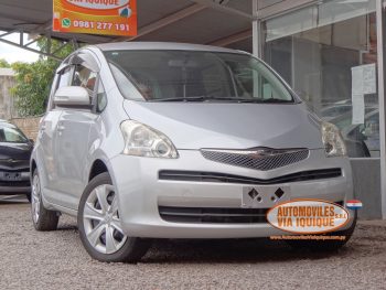 TOYOTA RACTIS AÑO 2008
