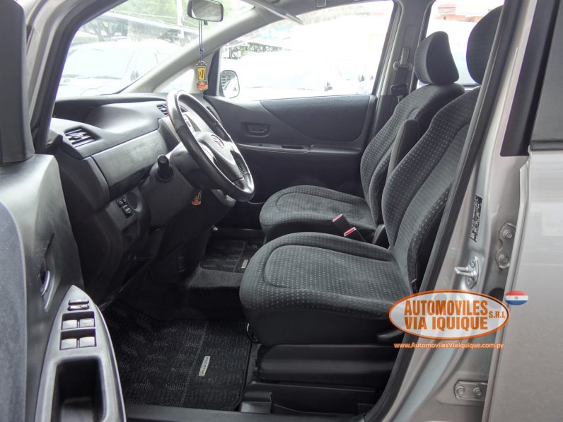 
								TOYOTA RACTIS AÑO 2008 full									