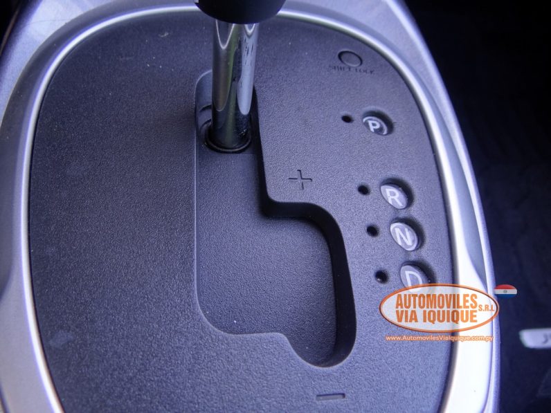 
								NISSAN JUKE AÑO 2011 full									