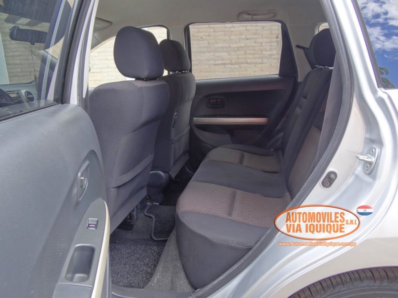 
								TOYOTA IST AÑO 2002 full									