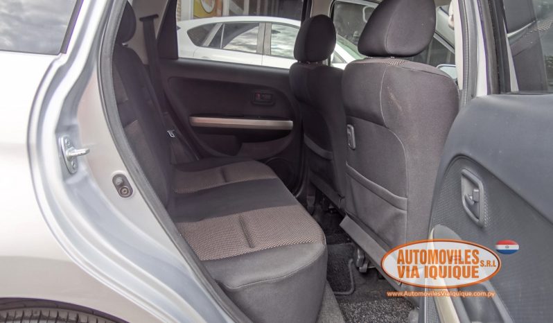 
								TOYOTA IST AÑO 2002 full									