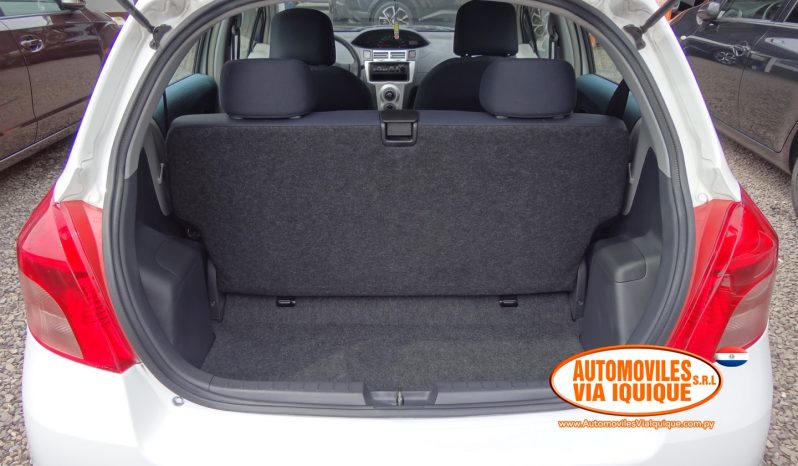 
								TOYOTA NEW VITZ AÑO 2005 full									