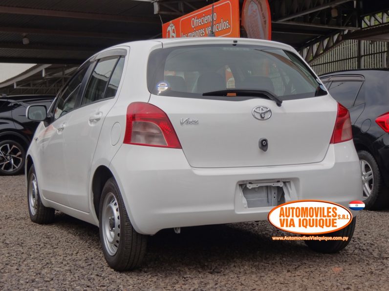 
								TOYOTA NEW VITZ AÑO 2005 full									