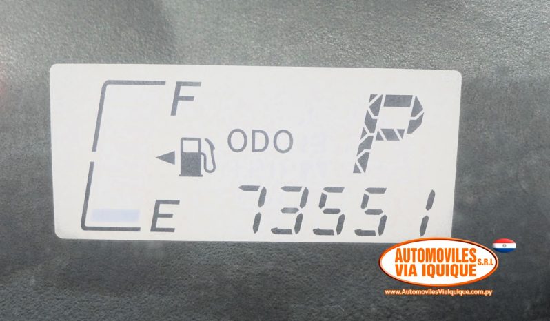 
								TOYOTA NEW VITZ AÑO 2005 full									