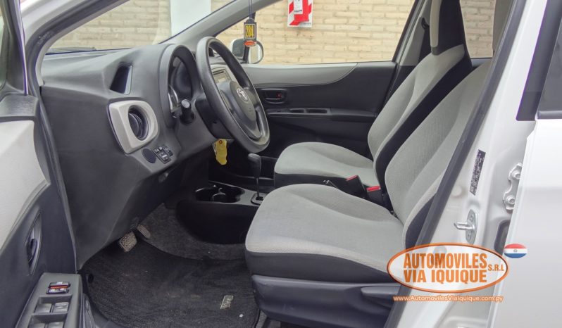 
								TOYOTA NEW VITZ AÑO 2014 full									