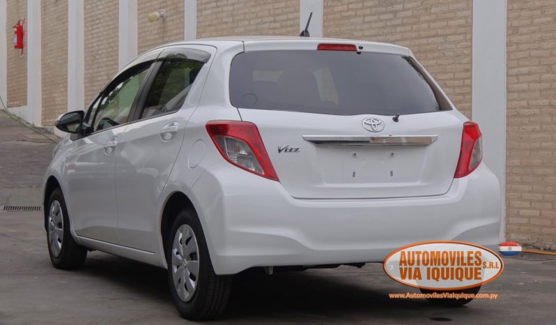 
								TOYOTA NEW VITZ AÑO 2014 full									