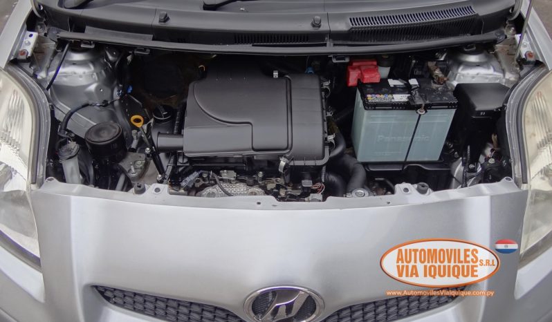 
								TOYOTA NEW VITZ AÑO 2010 full									