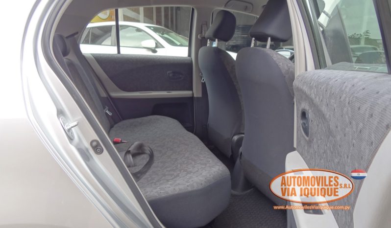 
								TOYOTA NEW VITZ AÑO 2010 full									