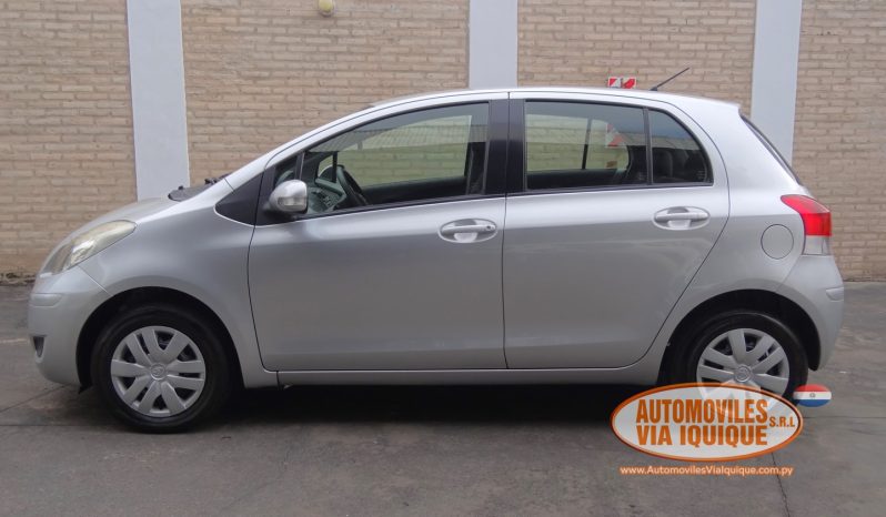 
								TOYOTA NEW VITZ AÑO 2010 full									