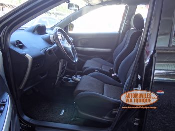 TOYOTA IST AÑO 2003