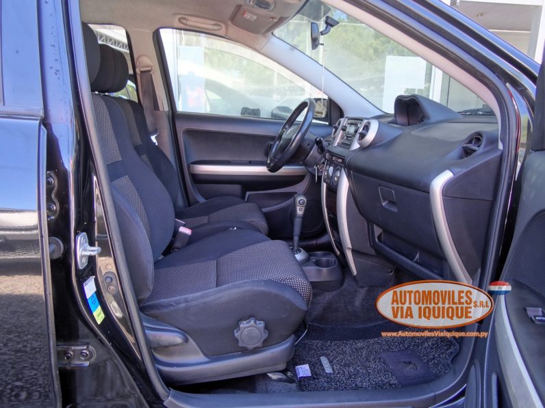 
								TOYOTA IST AÑO 2003 full									