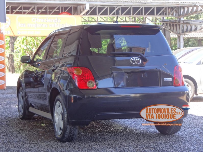 
								TOYOTA IST AÑO 2003 full									