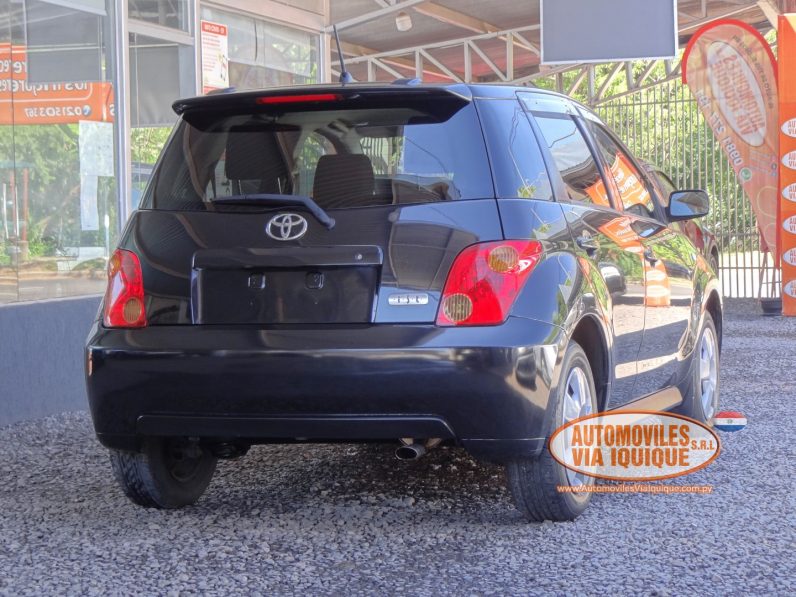 
								TOYOTA IST AÑO 2003 full									