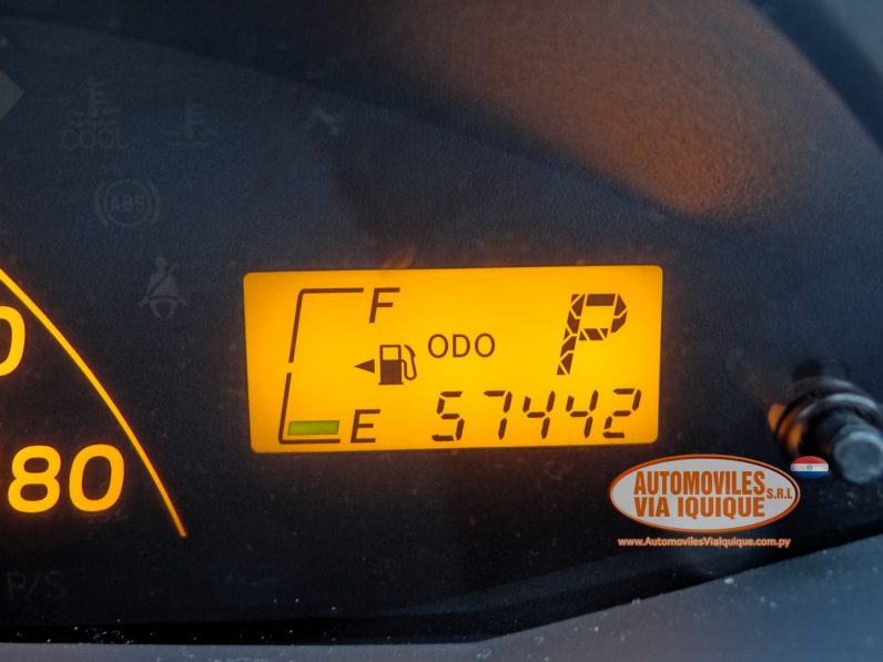 
								TOYOTA NEW VITZ AÑO 2010 full									