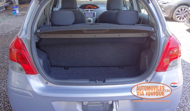 
								TOYOTA NEW VITZ AÑO 2010 full									