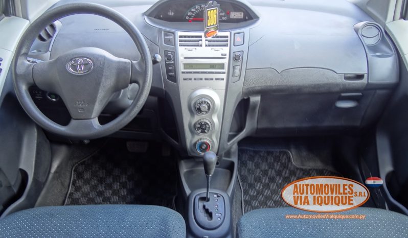 
								TOYOTA NEW VITZ AÑO 2007 full									