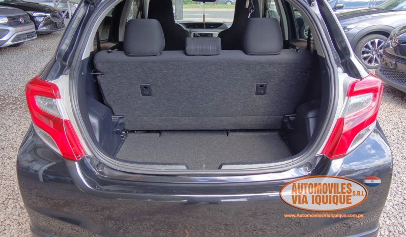 
								TOYOTA NEW VITZ AÑO 2016 full									