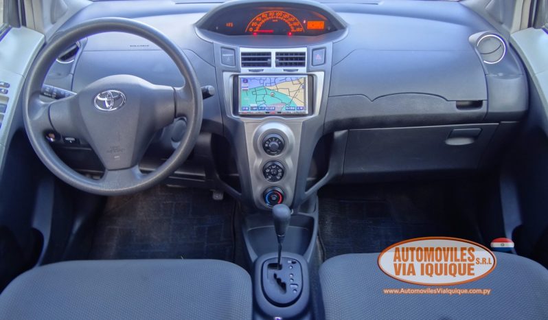 
								TOYOTA NEW VITZ AÑO 2010 full									